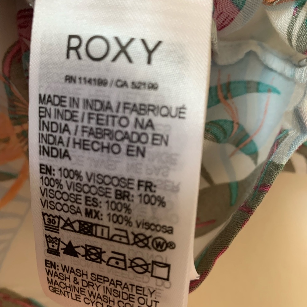 NWT- Roxy pure sugar crop top white floral - size XS - Picture 9 of 10